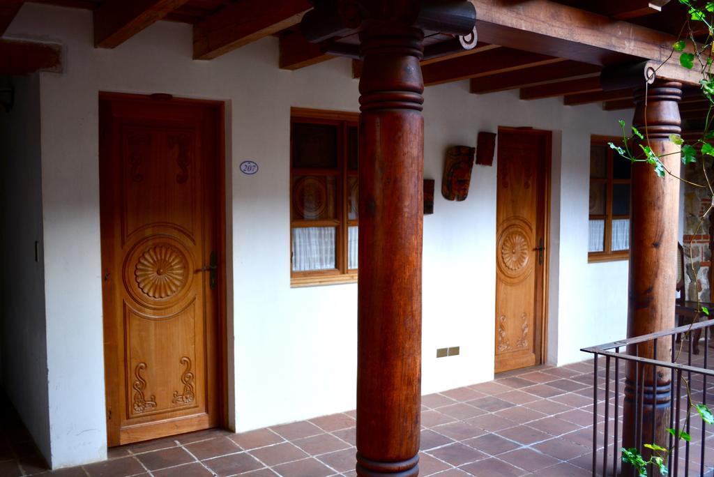 Hotel Candelaria Антигуа-Гватемала Экстерьер фото